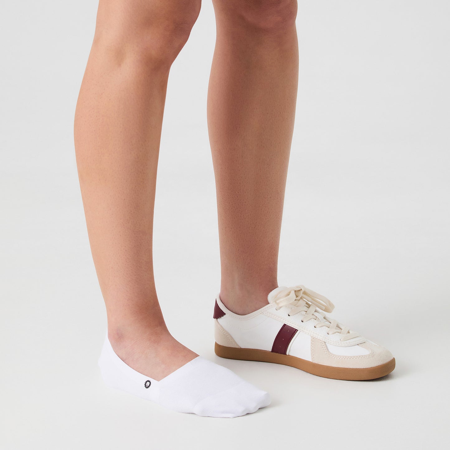 6 x No Show Essentials Second Skin - White